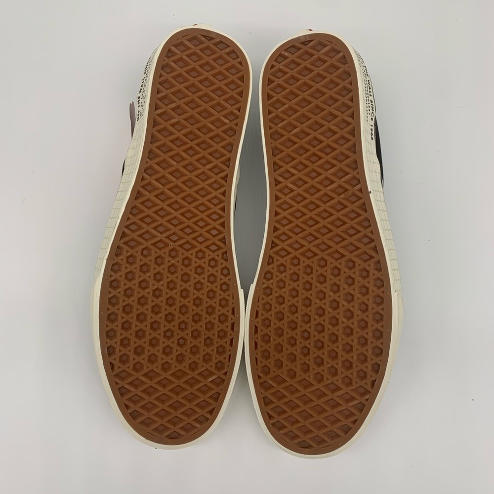 Classic Slip-On - Picture 7 of 10